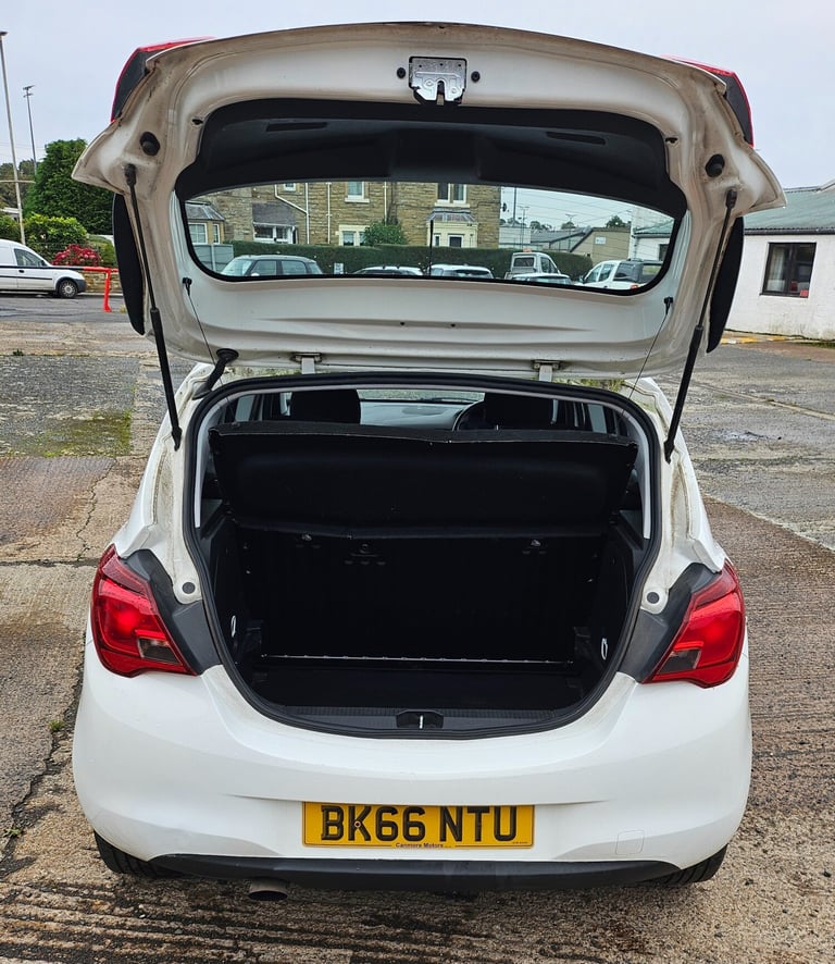 2016 Vauxhall Corsa 1.4i ecoFLEX SRi Hatchback 5dr Petrol Manual Euro 6 (90 ps)