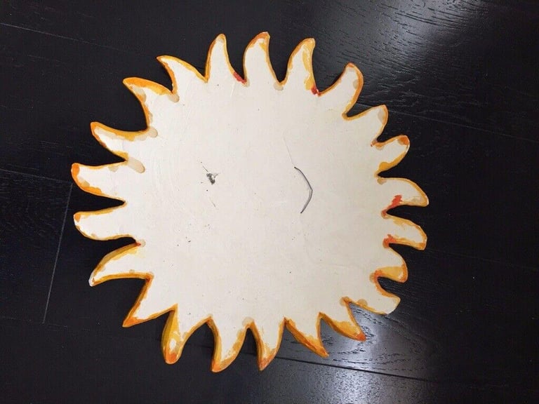 Sun plaster ornament