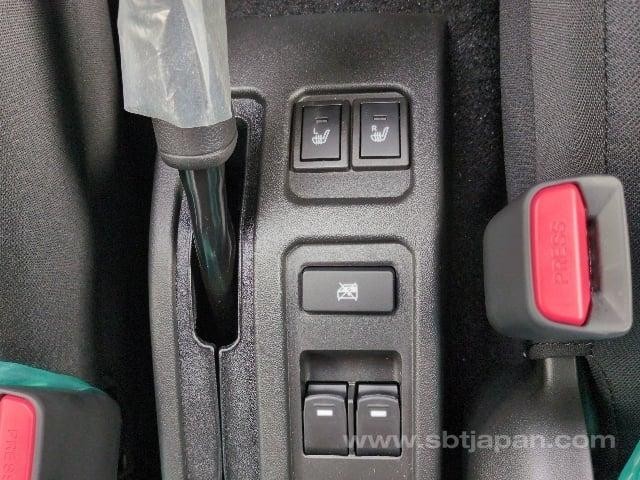 Suzuki jimny nomade 1.5 auto 4wd pearl new japanese import delivery miles 2025