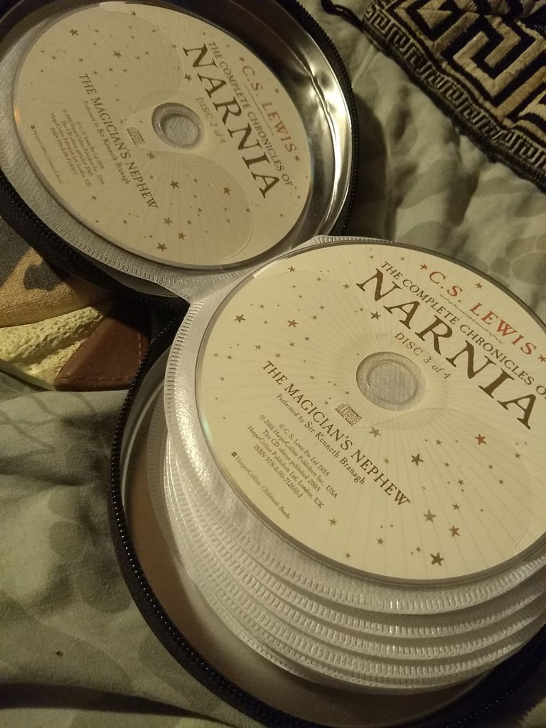 The Chronicles of Narnia complete audiobook CD collection. 7 CS Lewis classics