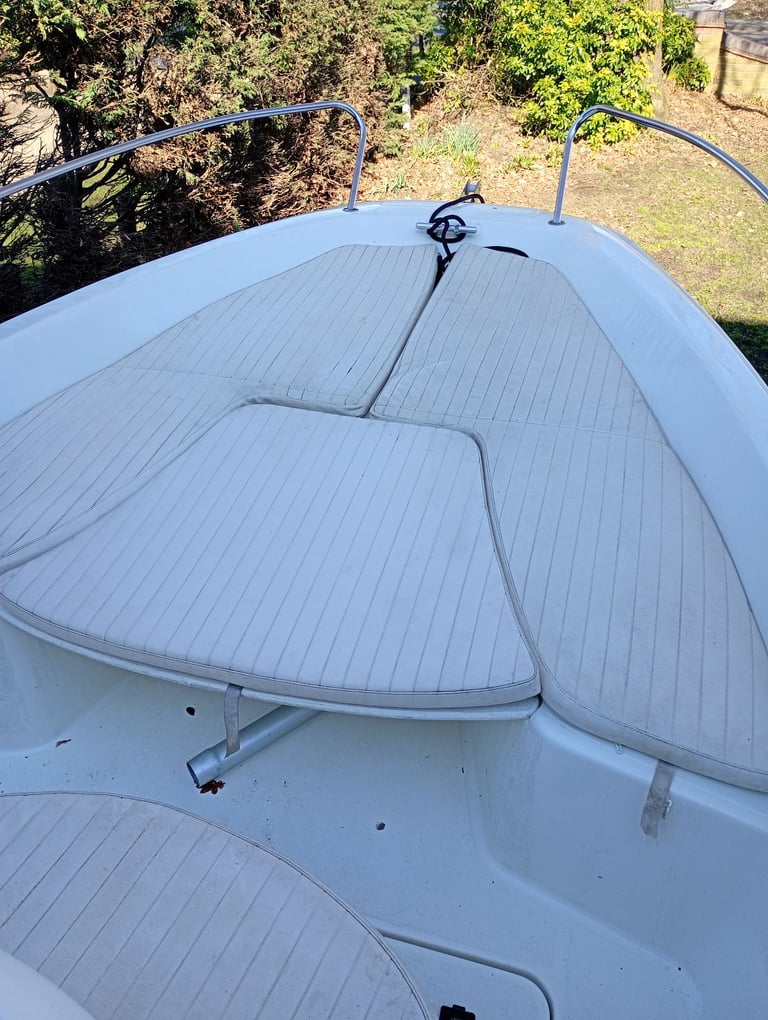 Beneteau 500 Flyer Sports Boat