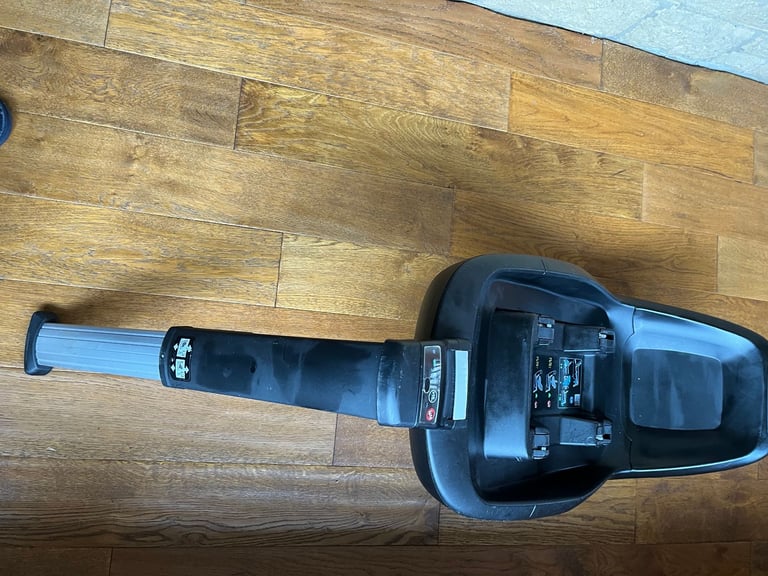 image for Maxi Cosi 2WayFix