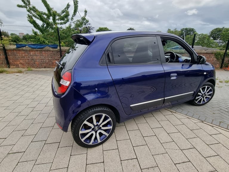 2016 Renault Twingo 0.9 TCE Iconic 5dr [Start Stop] HATCHBACK Petrol Manual