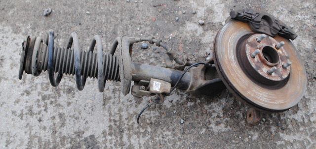 2011-2015 FORD C-MAX 2.0 TDCI DRIVER SIDE FRONT COMPLETE HUB & LEG