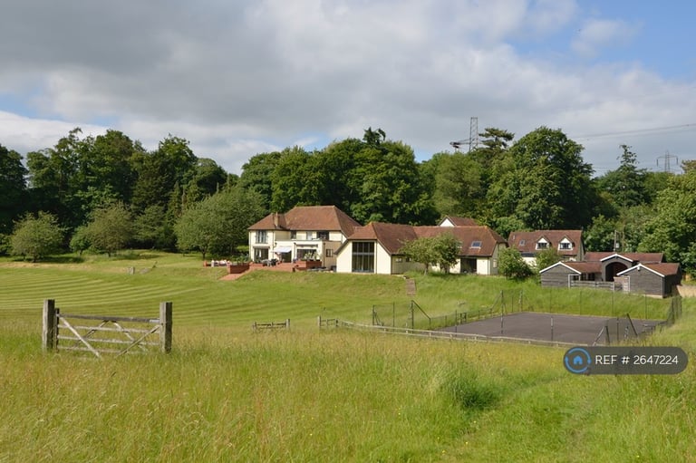 4 bedroom house in Northcourt, Pangbourne, Reading, RG8 (4 bed) (#2647224)