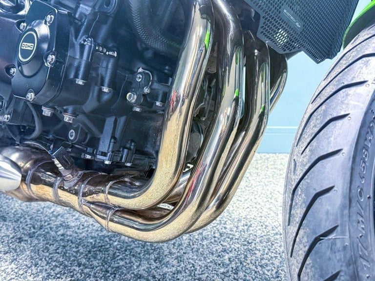 2018 18 KAWASAKI Z900 RS RS CAFE 900 SUPERNAKED - LOW MILES - MODERN CLASSIC