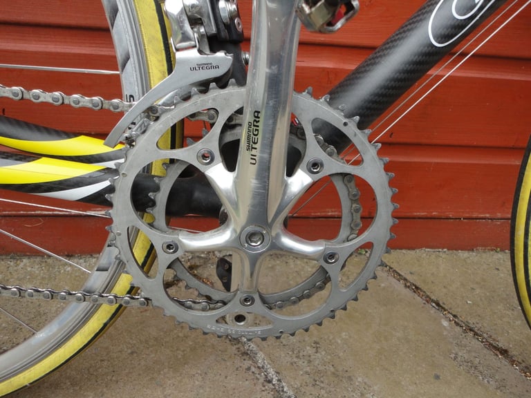 Giant TCR composite carbon road bike 17.5 inch small frame, 700 wheels, 9 x 2 gears