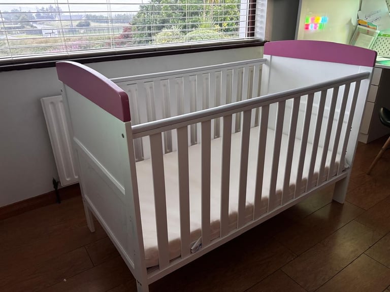 Baby Cot bed for sale