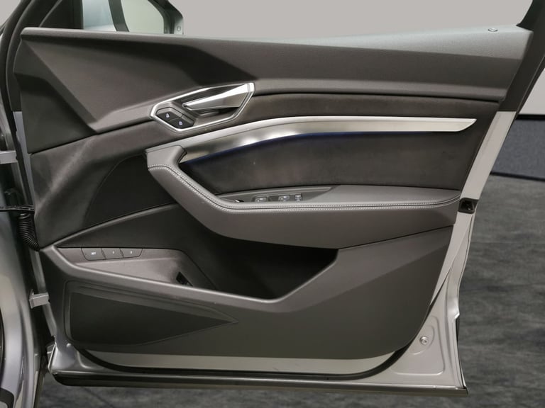 2022 Audi e-tron 55 S line Sportback 5dr Electric Auto quattro 95kWh (11kW Charger) (408 ps) Suv ...