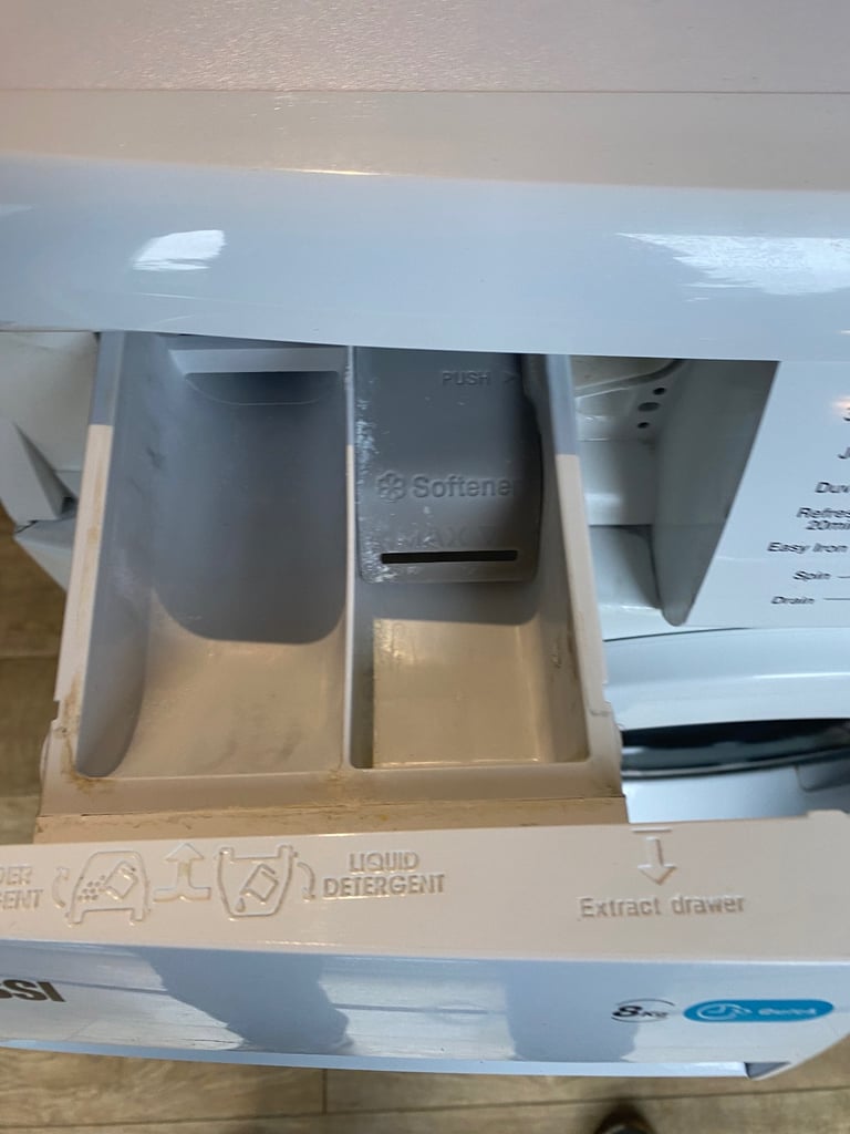 ZANUSSI LINDO 100 8KG WASHING MACHINE , WORKING ,CLEAN,TESTED ,FREE LOCAL DELIVERY