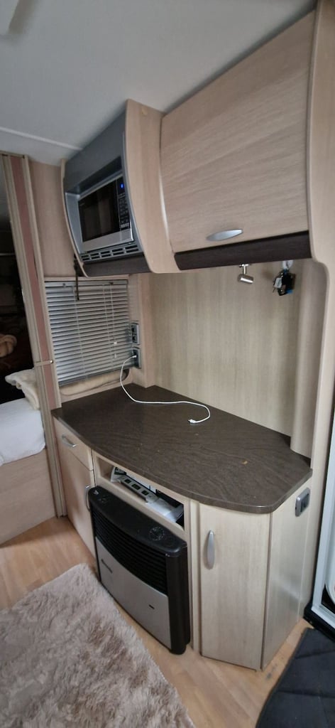2010 swift coastline 4 berth