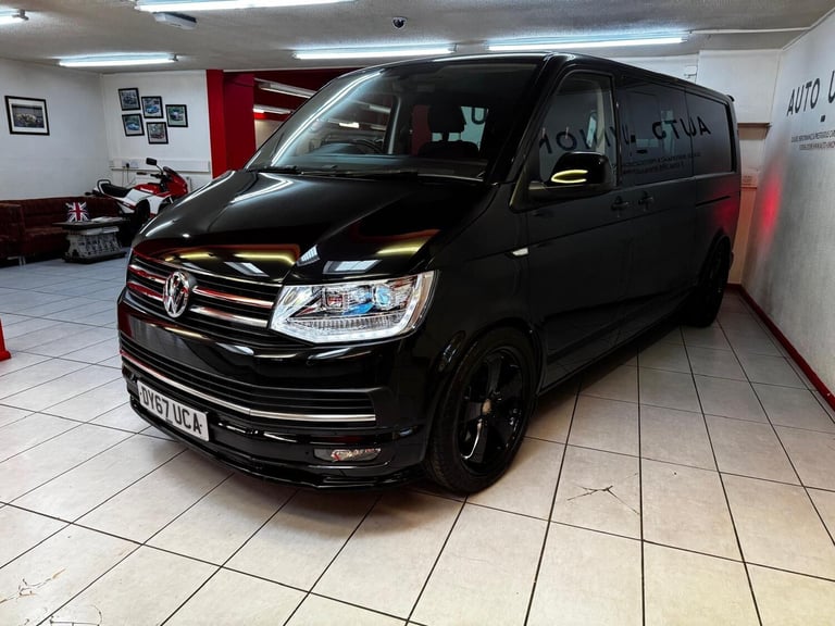 2017 Volkswagen Transporter 2.0 BiTDI T32 BlueMotion Tech Highline Kombi FWD SWB Euro 6 (s/s) 5dr...