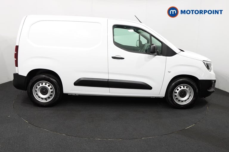 2024 Vauxhall Combo 2300 100kW Prime 50kWh H1 Van Auto Panel Van Electric Automatic