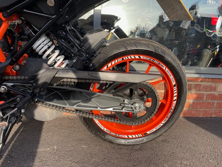 KTM 390 Duke 2021