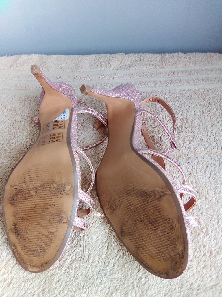 Gorgeous Glittery Sandals size 4