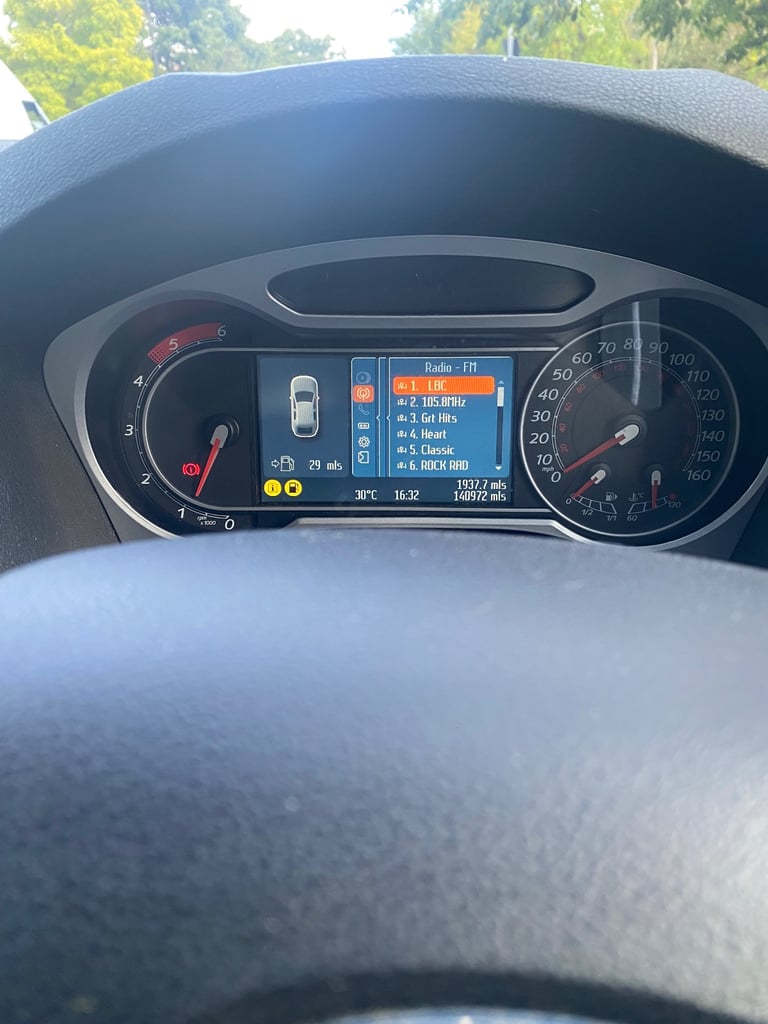 FORD, MONDEO, 2.0 TDCi Titanium MOT 09/2026 - Image 14