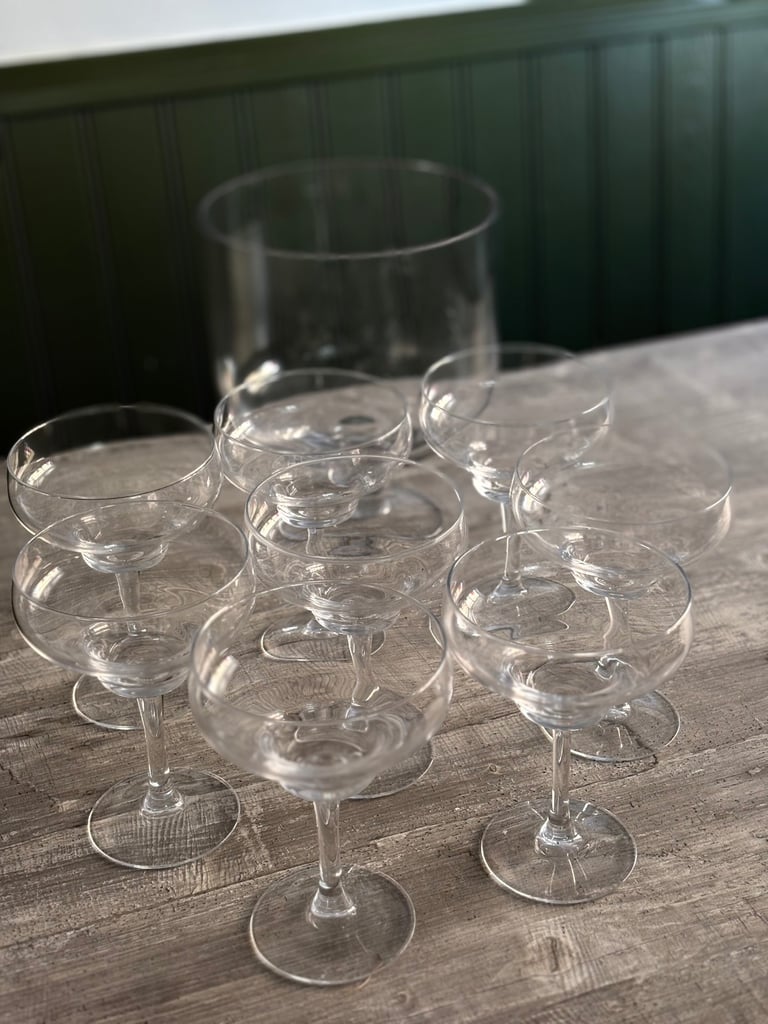 image for Trifle bowl & 8 desert glasses
