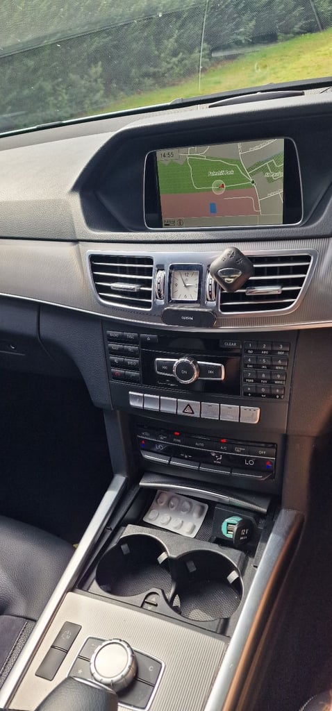 Mercedes-Benz, E CLASS, Saloon, 2014, Semi-Auto, 2143 (cc), 4 doors