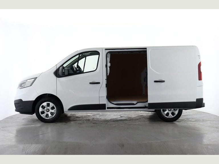 2025 Renault Trafic SL30 Blue dCi 130 Advance [Safety] PANEL VAN Diesel Manual
