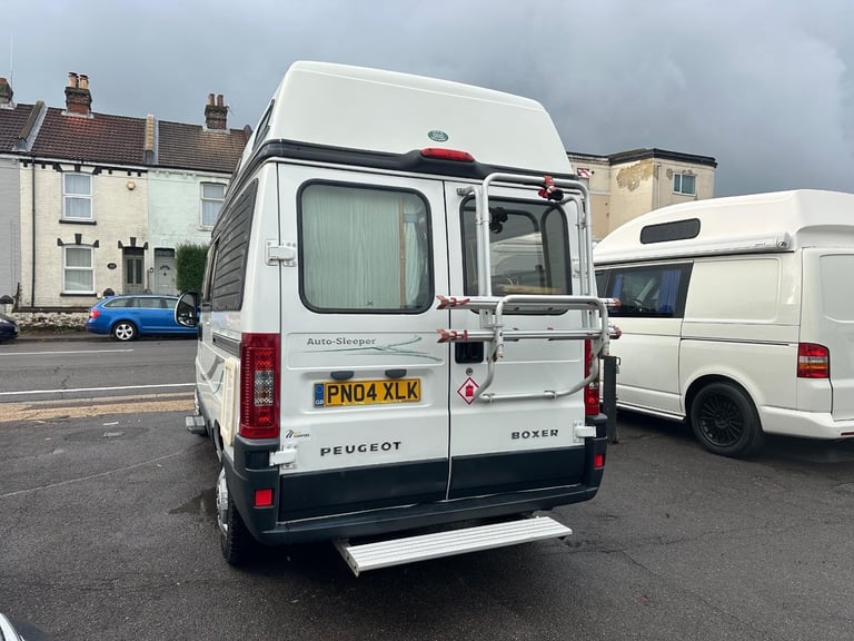 Auto-Sleepers Symbol 2 berth compact DIESEL MANUAL 2004/04