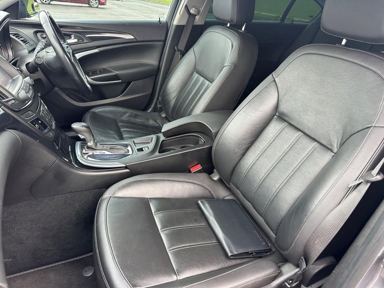 2016 Vauxhall Insignia 2.0 CDTi Elite Nav Auto Euro 6 5dr HATCHBACK Diesel Automatic