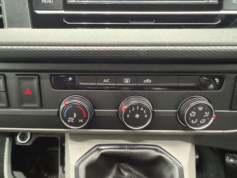 2022 Volkswagen Transporter 2.0 TDI 150 Highline Kombi Van WINDOW VAN DIESEL Manual