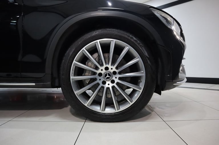 2020 MERCEDES-BENZ GLC 2.0 GLC300D AMG LINE (PREMIUM) SUV 5DR DIESEL G-TRONIC+ 4