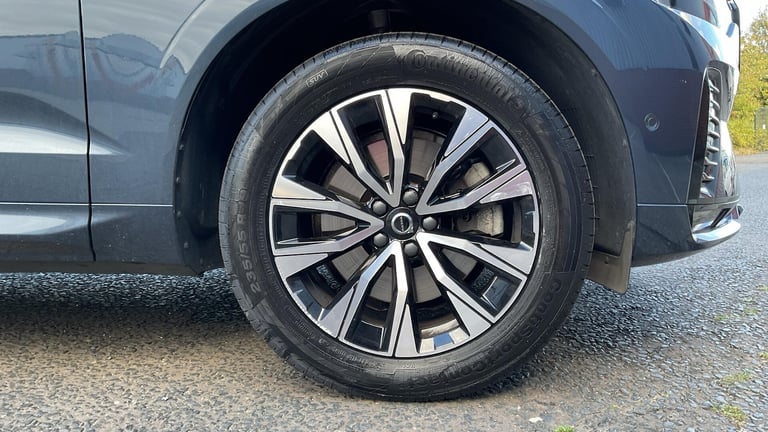 2023 Volvo XC60 2.0 B5 MHEV Plus SUV 5dr Petrol Hybrid Auto AWD Euro 6 (s/s) (250 ps) ESTATE Petr...