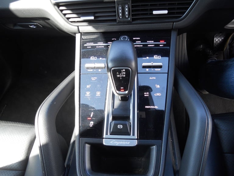 2021 Porsche Cayenne E-Hybrid 5dr Tiptronic S BIG SPEC ESTATE Petrol Parallel Phev Automatic