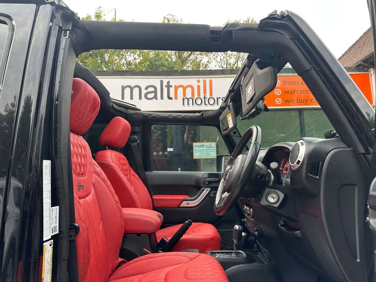2013 Jeep Wrangler 2.8 Wrangler Sahara Unlimited CRD 197 Auto 4WD 4dr SUV Diesel Automatic