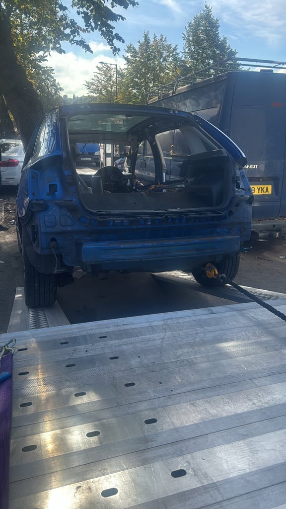 We buy all scraps cars 