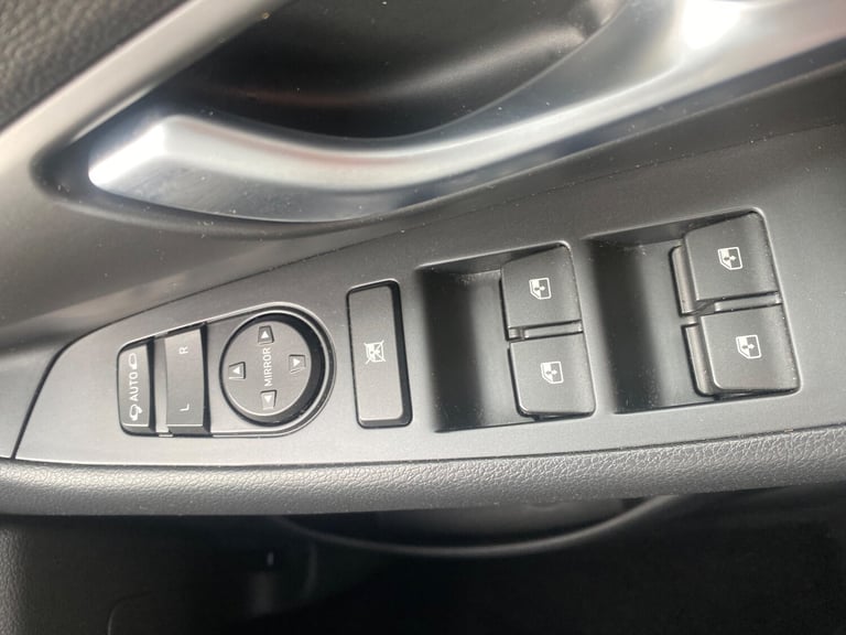 2017 Hyundai i30 1.0 T-GDi Blue Drive SE Nav Hatchback 5dr Petrol Manual Euro 6