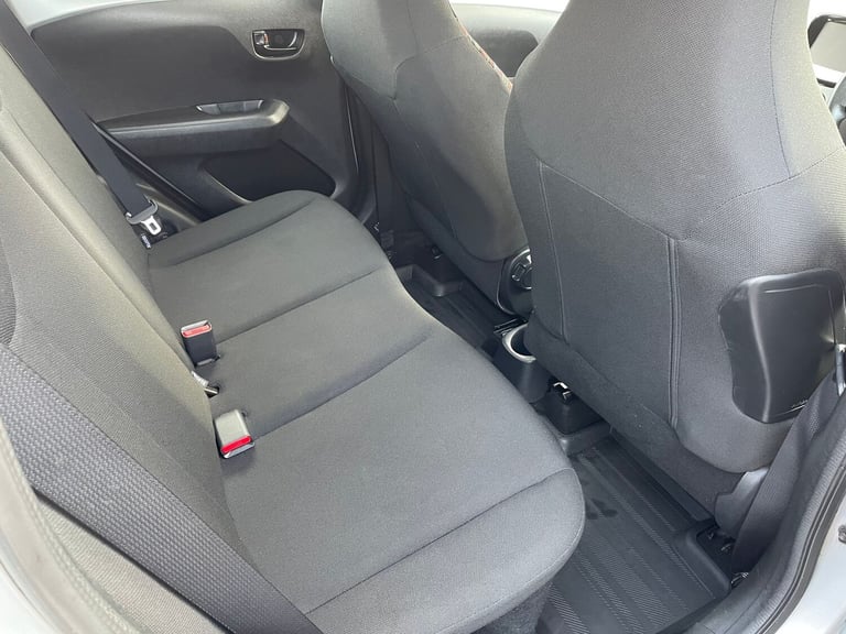 2016 Citroen C1 1.0L FEEL Hatchback 5dr Petrol Manual Euro 6 (68 bhp) Hatchback Petrol Manual