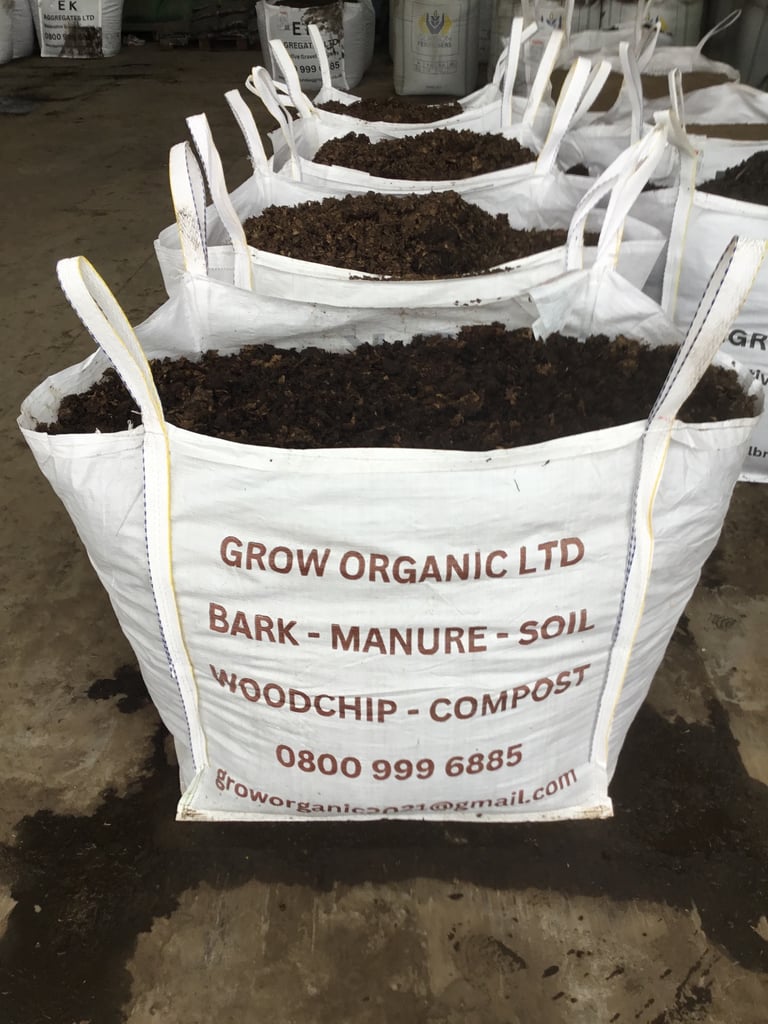 Organic horse manure compost pleasant odourless and mature 