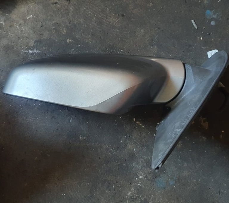 Nissan X Trail Left Side Wing Mirror Silver 2004