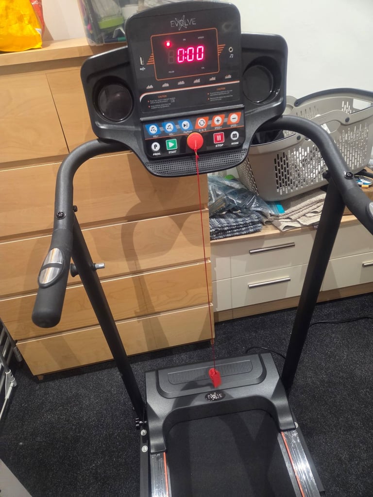 Fold up running machine 