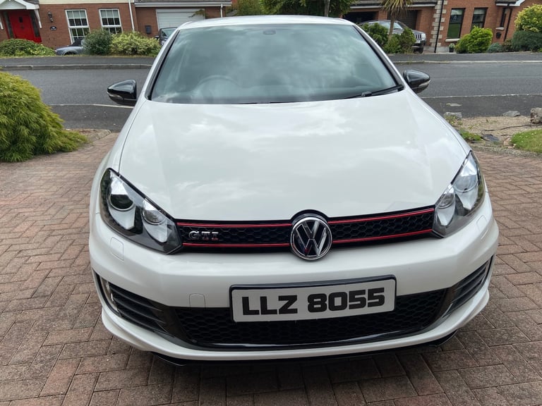 Volkswagen, GOLF, limited edition  35 Hatchback, 2012, Manual, 1984 (cc), 3 doors