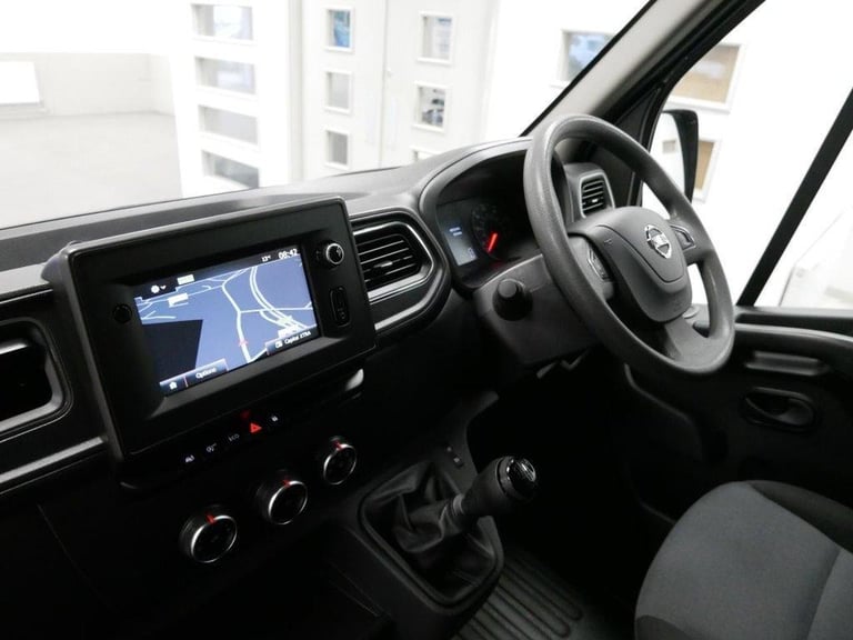 73 NISSAN INTERSTAR R35 RWD 2.3 DCI 145 BHP L4 X-LONG TWIN WHEEL TEKNA