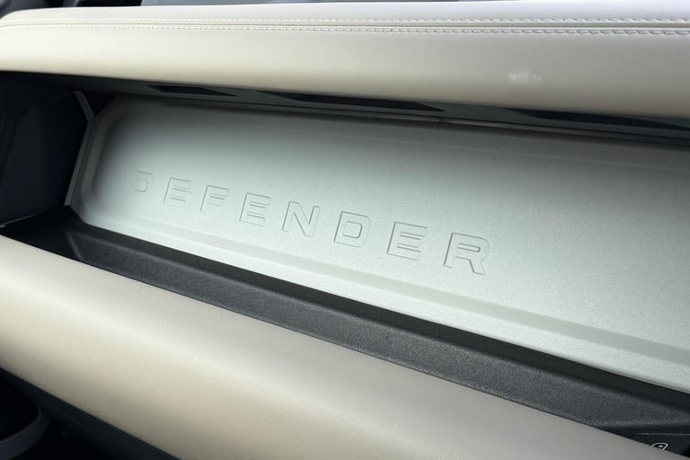 2021 Land Rover Defender 110 2.0 P400e 15.4kWh X-Dynamic HSE SUV 5dr Petrol Plug-in Hybrid Auto 4...