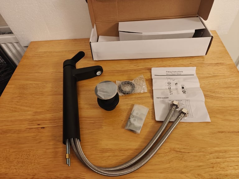 Lollipop extended mono basin mixer matt black