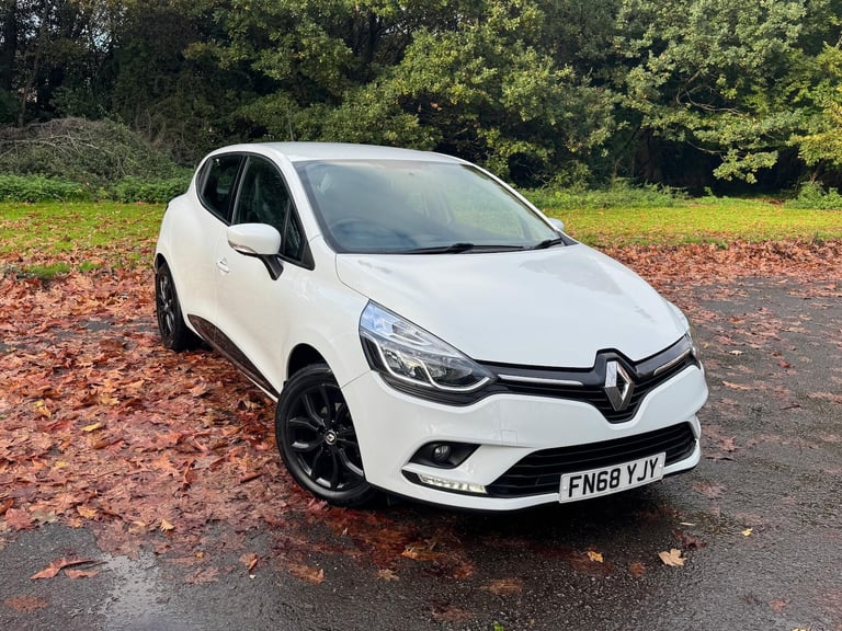 image for 2018 Renault Clio 0.9 TCe Play Euro 6 (s/s) 5dr HATCHBACK Petrol Manual