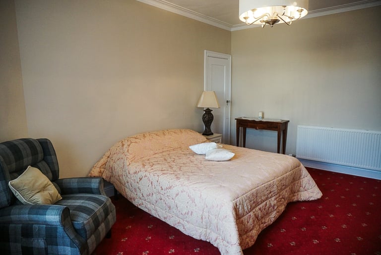 Detached bungalow Duddingston 