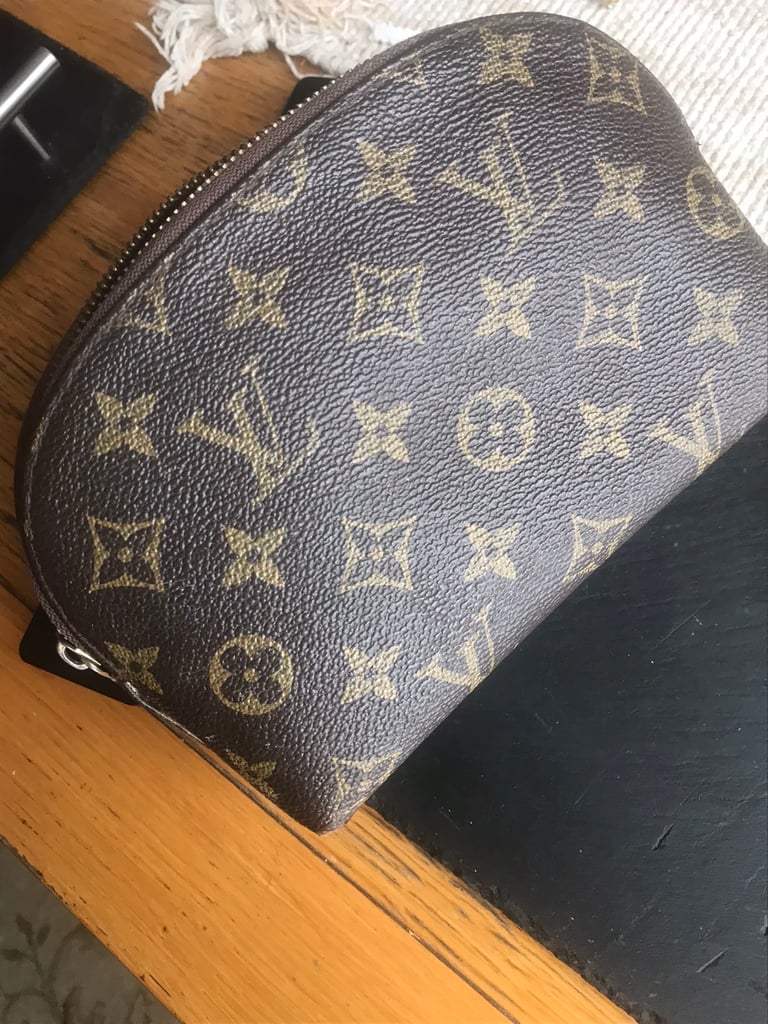 Louis Vuitton make up bag 