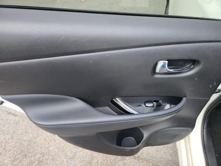2020 Nissan Leaf 110kW N-Connecta 40kWh 5dr Auto HATCHBACK ELECTRIC Automatic
