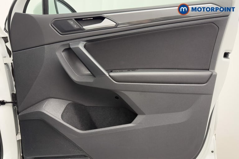 2020 Volkswagen Tiguan 2.0 TDi 190 4Motion SEL 5dr DSG SUV Diesel Automatic