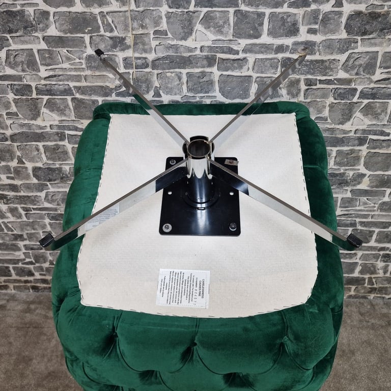 Pair of Green Velvet Swivel Armchairs with Buttoned Back