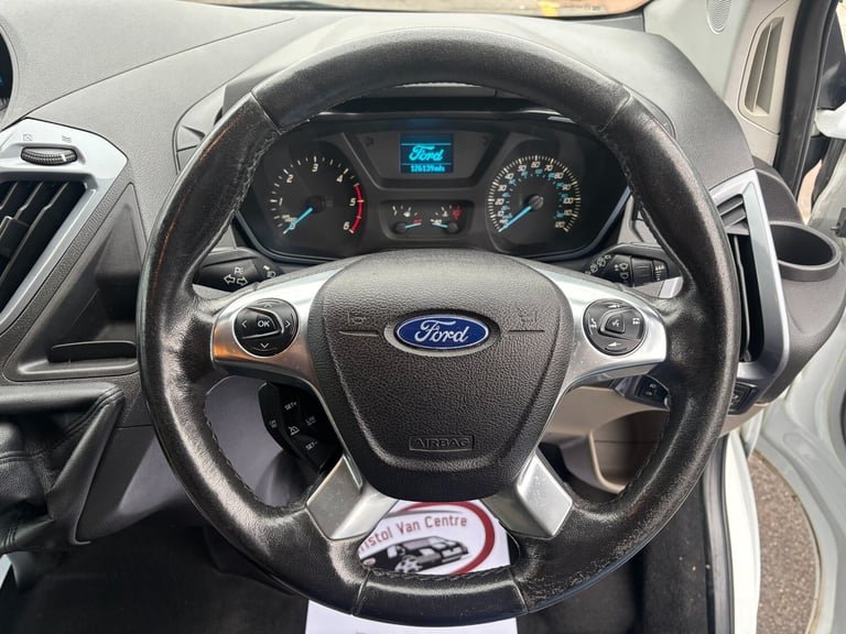 2017 Ford Tourneo Custom 2.0 TDCi 130ps Low Roof 9 Seater Titanium Minibus Diesel Manual
