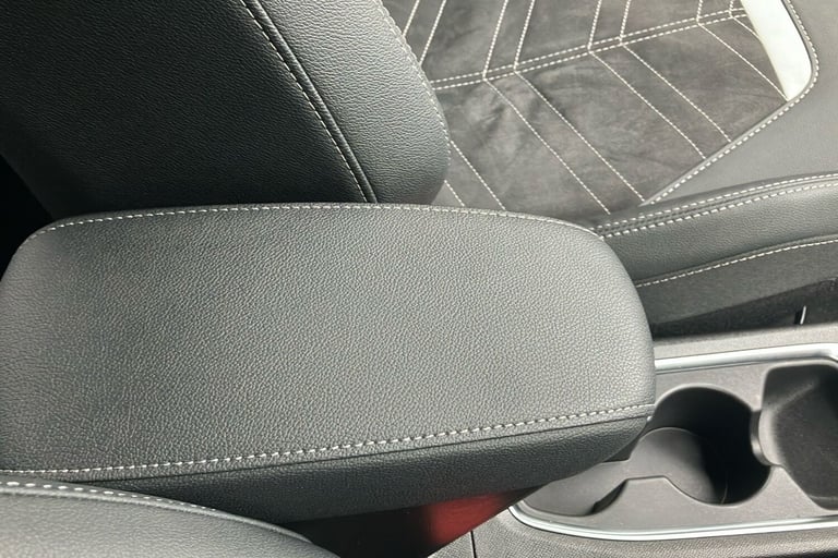  Vauxhall Corsa 1.2 Turbo Ultimate Hatchback 5dr Petrol Auto Euro 6 s/s 130 Ps