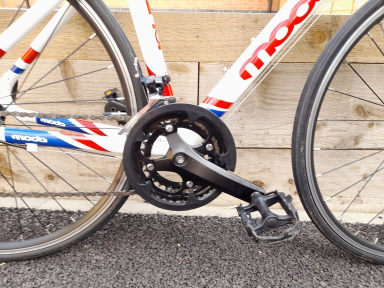 Moda Minor 7-10 year old child's Road Bike 