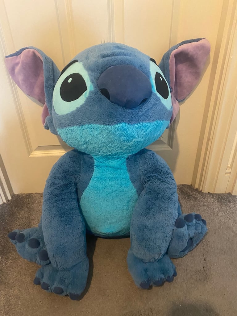 image for Enormous Stitch soft toy aprox 2 ft feet from Disneyland Paris